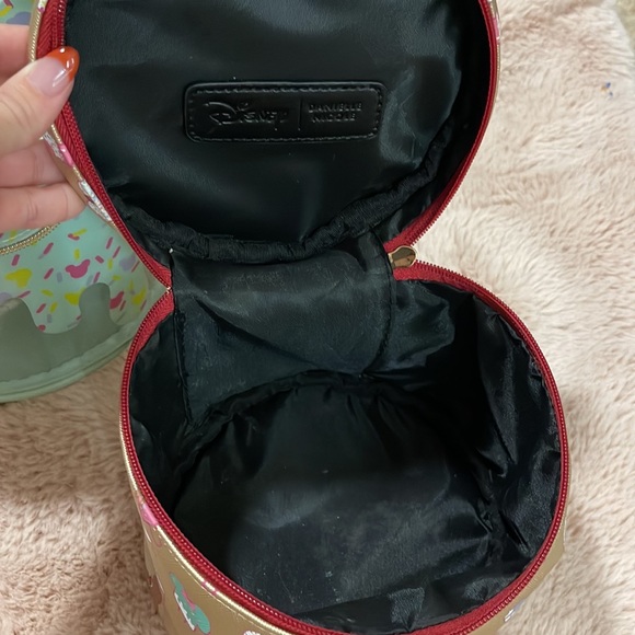 Danielle Nicole Disney bag - Picture 6 of 6